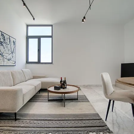 Prestige 403 1 Bed Апартаменты Пафос